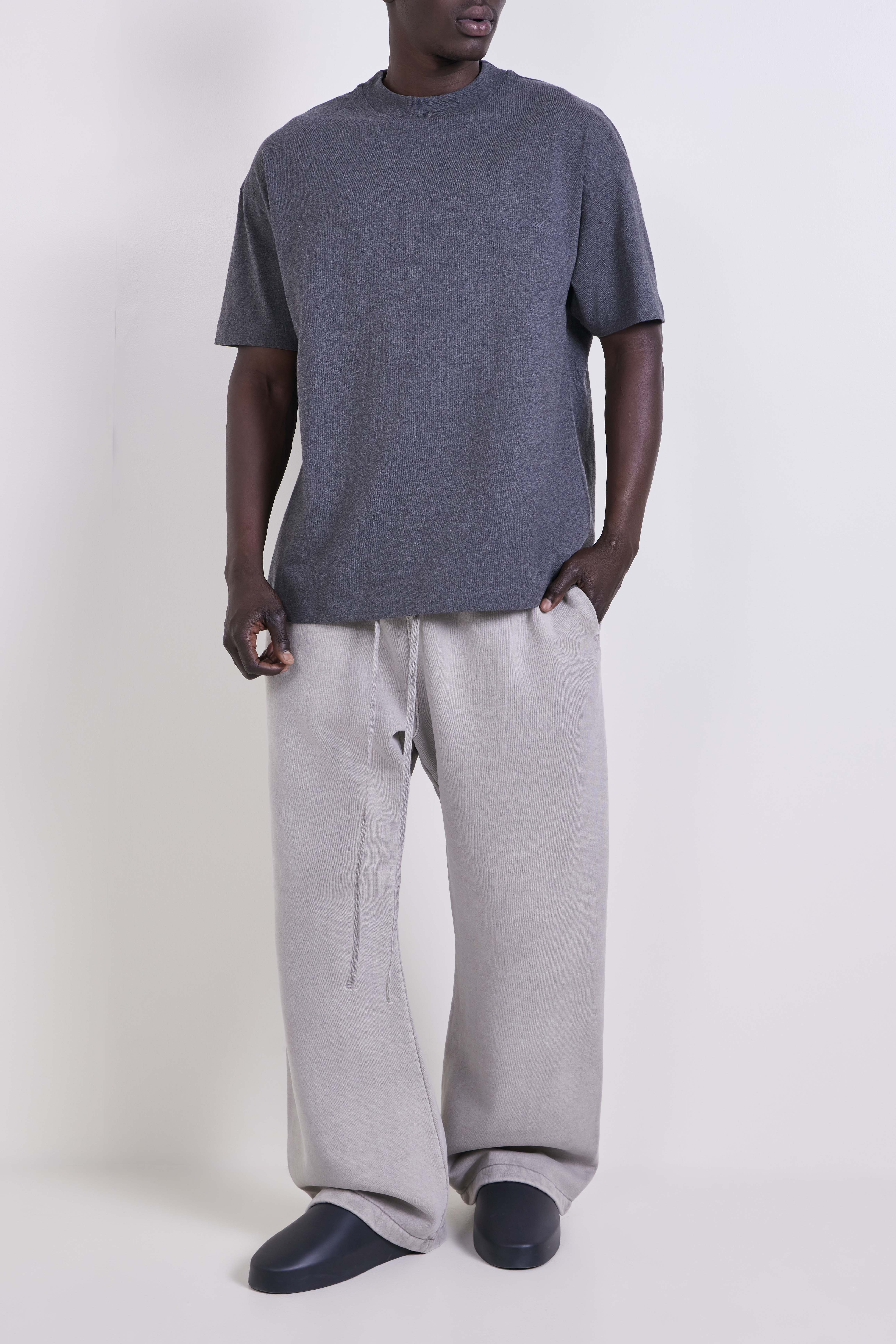 מכנסי ג'וגר בגזרה רחבה